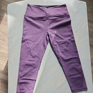 Victoria's Secret Knockout Capri. Purple. Medium